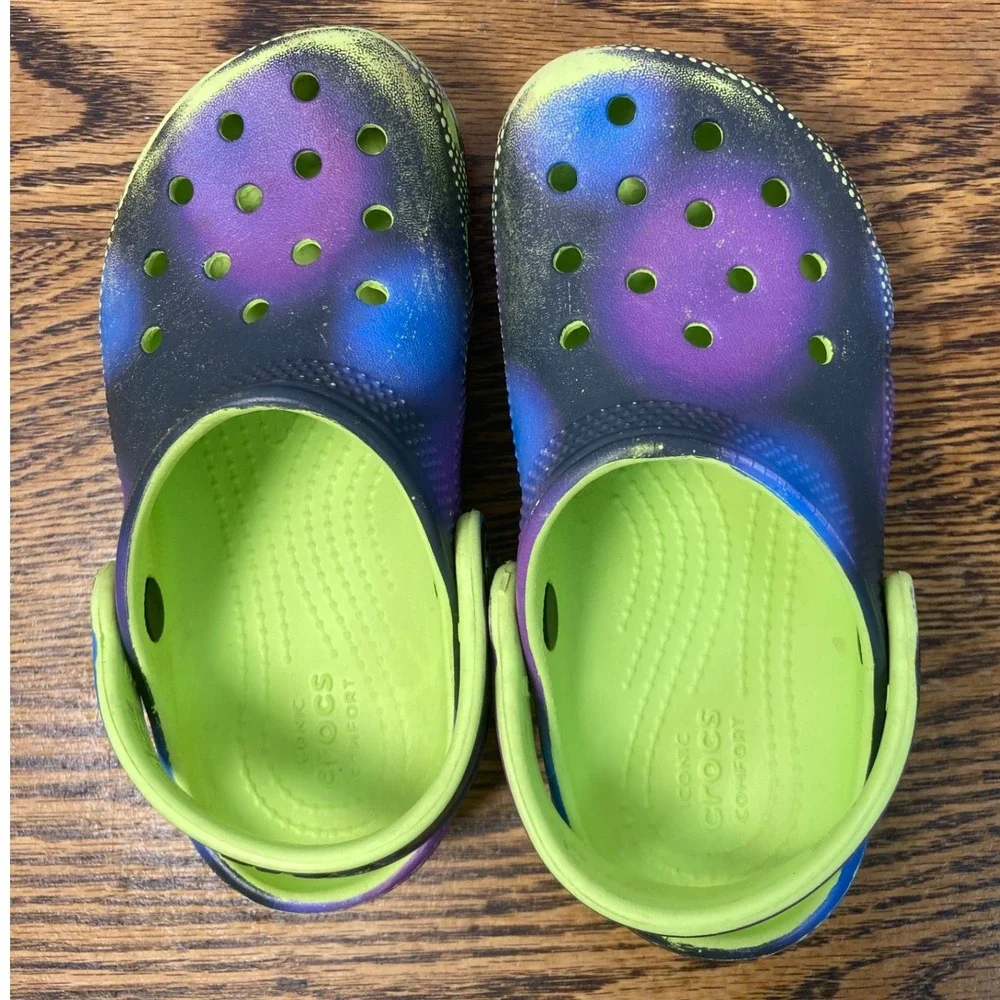 Crocs Classic Galaxy Spray Paint Clogs Kids Size C10 Neon Green Purple Black